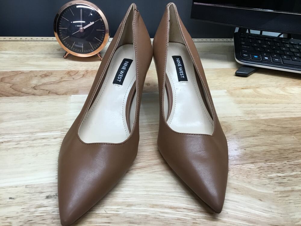 Nine West Arlene Women's 5 Brown Slip-On Pointed Toe Stiletto Heel Classic Pumps